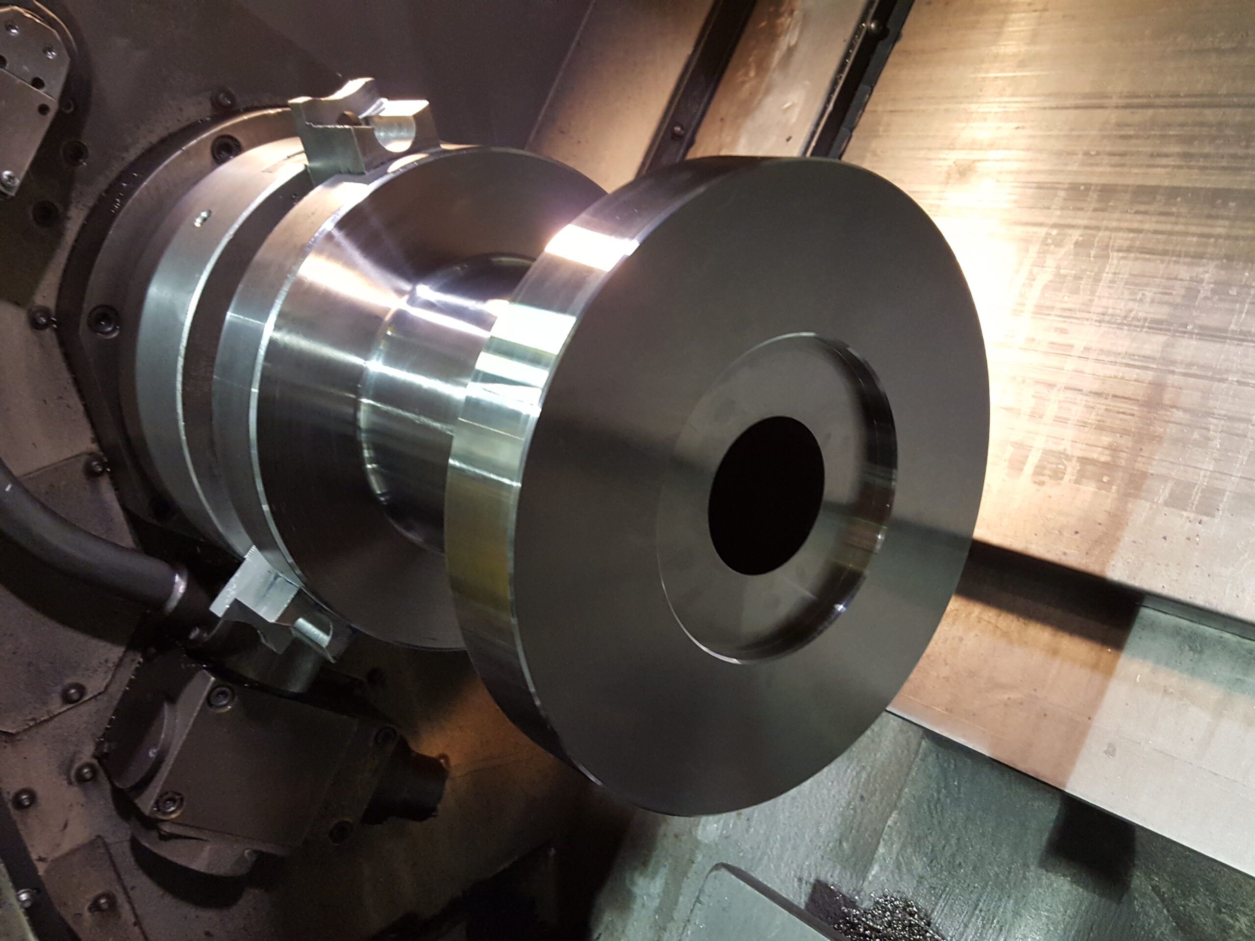 Flange Adapter Turning for Extruder 4140HT Material